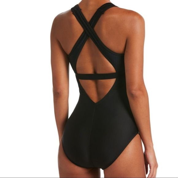 Nike One Piece Swimsuit - Picture 2 of 9